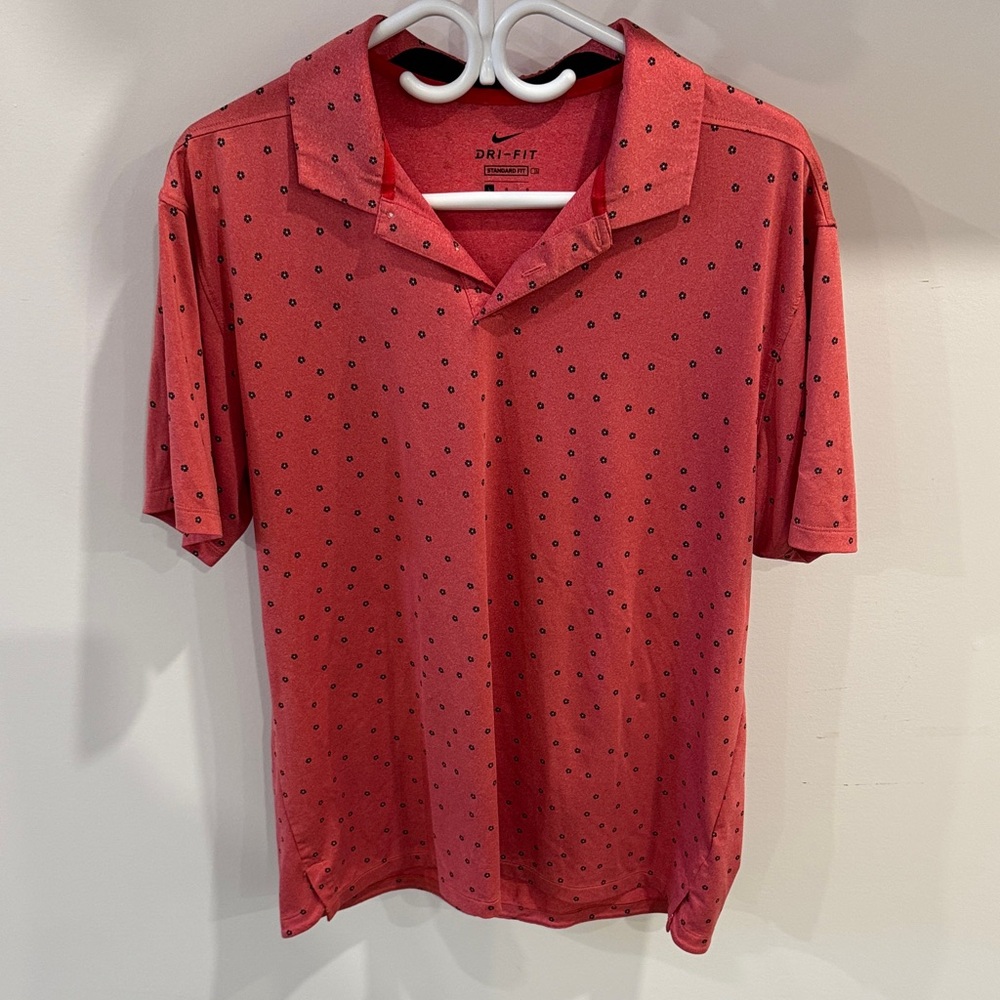 Nike Men's Polo Shirt in Red with Pattern